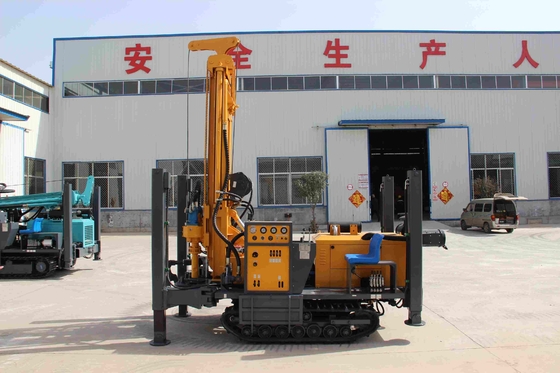 เครื่องยกน้ํากระบอกสองตัว เครื่องเจาะบ่อน้ํา รุ่น Crawler ความลึก 200 เมตร