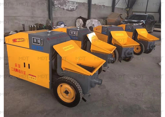 เครื่องผสม Shotcrete ขนาดเล็กที่ผ่านการรับรอง ISO9001 เครื่องผสมโหลดตัวเอง 6-8m³ / H