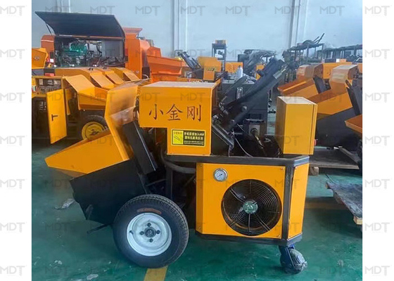 เครื่องผสม Shotcrete ขนาดเล็กที่ผ่านการรับรอง ISO9001 เครื่องผสมโหลดตัวเอง 6-8m³ / H