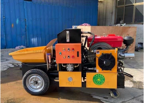 เครื่องผสม Shotcrete ขนาดเล็กที่ผ่านการรับรอง ISO9001 เครื่องผสมโหลดตัวเอง 6-8m³ / H